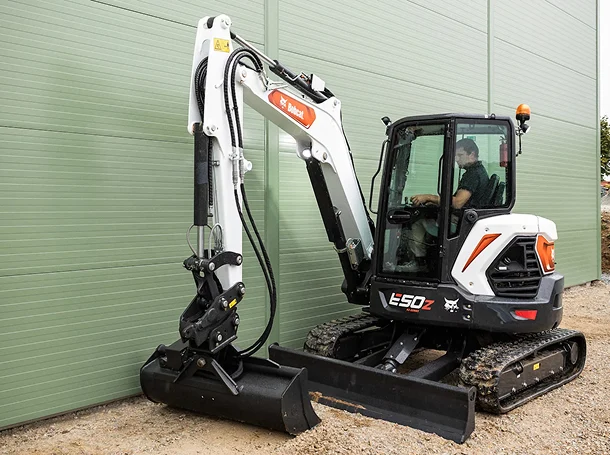 E50z Mini Excavator - Image 3